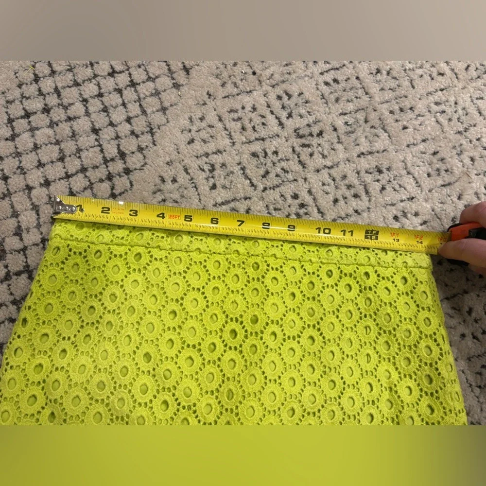 J.Crew No. 2‎ Eyelet Pencil Skirt Neon Lime / Citron Green - Sz 2